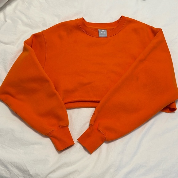 TNA COZY FLEEZE Boyfriend cropped sweater - Picture 3 of 4